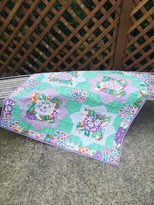 Electrical goods: Large Block Flower Quilt