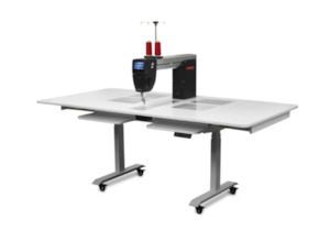 BERNINA Q16 Electric Lift Table