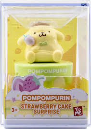 Toy: Hello Kitty And Friends Strawberry Cake Surprise Pompompurin