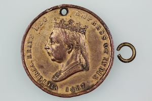 Gb Victoria Queen & Empress 1887 Jubilee Medal Gilt