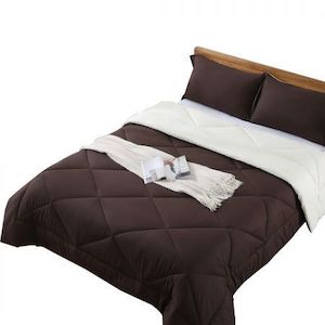 DreamZ Microfibre Reversible Quilt Duvet Cover and Pillowcase Set in Double Size