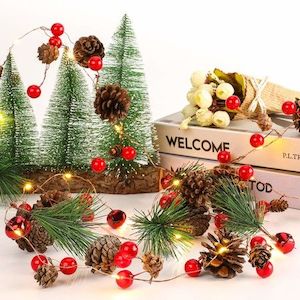 Christmas Garland with Lights, Red Berry Pine Cone 2M 20 LED Garland Lights Batt…