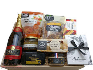 Gift Box Premium Savoury & Sweet Gourmet Food & Wine Sharing Platter