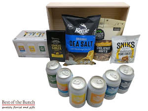 Internet only: Gift Box 6 x Mixed Parrotdog Craft Beers with Gourmet Snacks