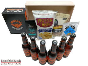 Gift Box 6 x Panhead Supercharger APA American Pale Ale Craft Beers with Gourmet Snacks