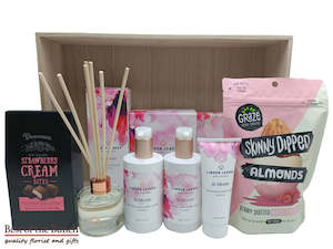 Internet only: Gift Box Hand & Body, Beauty & Skincare For Her