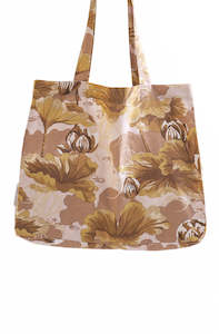 Waterlily Clay Tote Bag