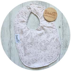 Infant clothing: Harlow Feeder