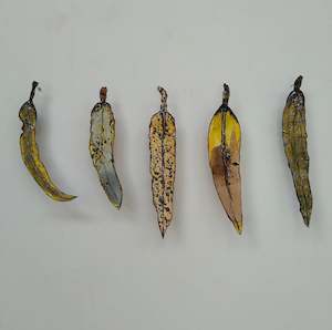 Art dealing: Set of 5 Gum Leaves - Muted