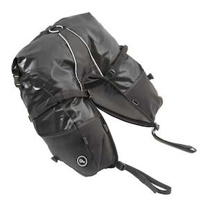 Giant Loop: Giant Loop Coyote Saddlebag - Black