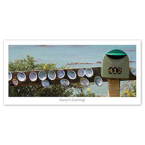 Greeting Cards 1: Seasons Greeting Card - Letter box with shell