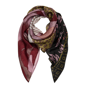 Womens Accessories: Unmade Copenhagen - Ruthy Silk Scarf