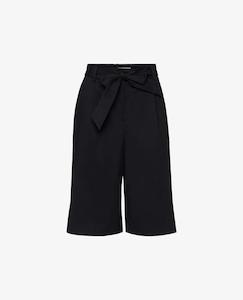 Womens Shorts: Noa Noa - Essential Crisp Cotton Short