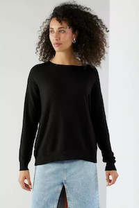 Knitwear: Mia Fratino - Emma Crew - Black & Peony