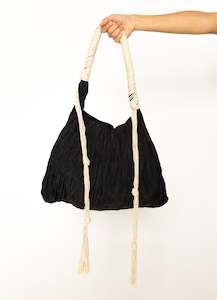 Fashion design: Relay Bag