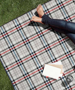 Picnic Blankets: Blanket Tote XL - Carnaby Street Collection - Grey - Blue - Red - 2m x 1.8m