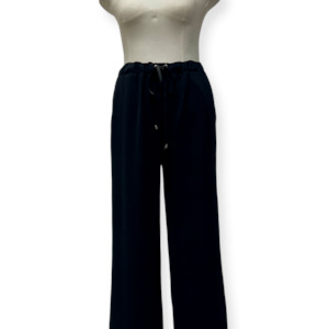 Womenswear: SIMPLY THE BEST PANTS -Black