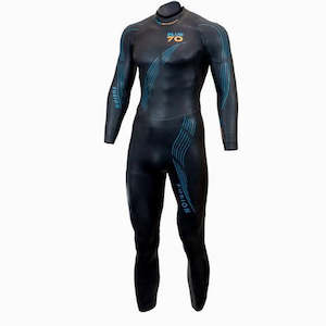 Sporting equipment: PRE ORDER MENS FUSION WETSUIT 2021 BLUE 70