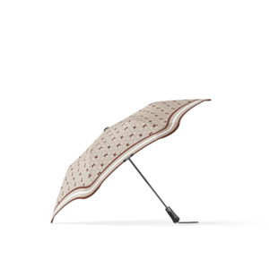 Umbrella: Karen Walker Metro