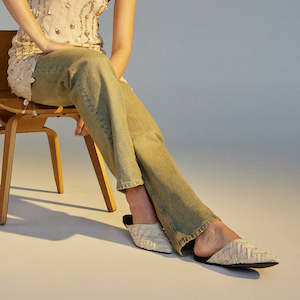 Rollie - Pointed Mule Soft Woven // White