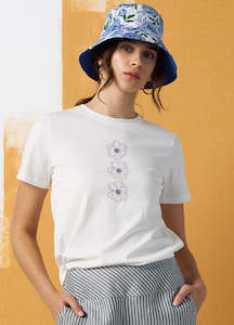 Clothing: Madly Sweetly - Sweet-Tee // White Daisies