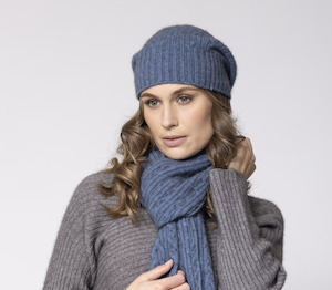 Homewares: Weft Knitting Scarf