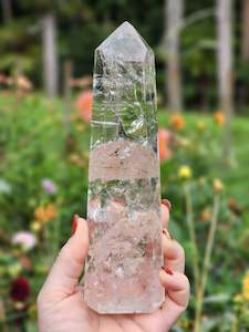 Crackle Quartz Tower