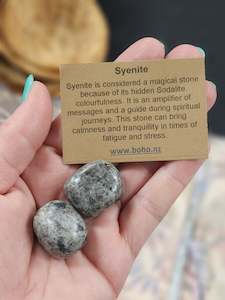 Crystal glass: Syenite