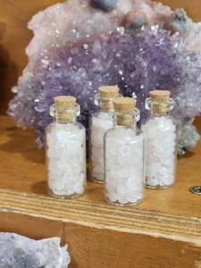 Crystal glass: Rose Quartz vial