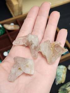 Lithium Quartz Cluster