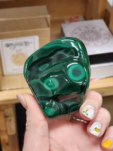 Crystal glass: Malachite Freeform