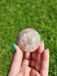 Crystal glass: Flower Agate Sphere with dendrites