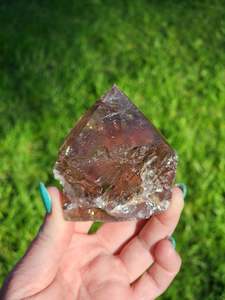 Crystal glass: Smokey Quartz Top Polished Point