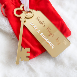 Christmas Accessories: Santa's Magical Key