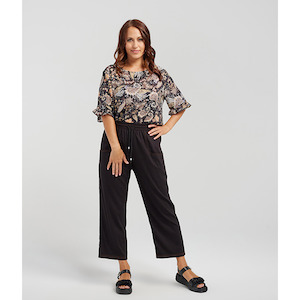 Womenswear: Kamila Pants Black