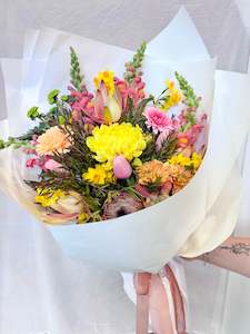 Bright Bouquet Wrap