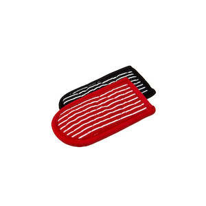 LODGE Hot Handle Mitt 2 Pack Stripe