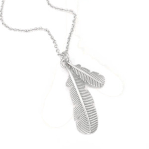 Rua Huia Feather Necklace | Rose Gold