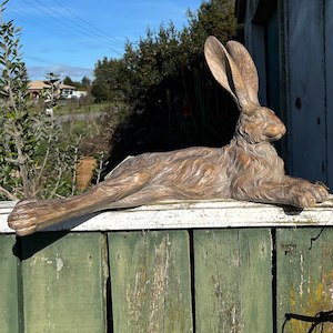 Country Hare – Resting Earth “pecan"