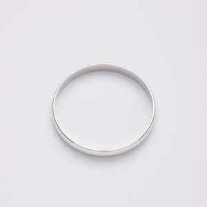 Gift: Distinct Silver Bangle