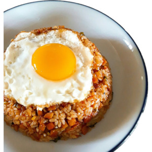 Kimchi fried-rice (김치 볶음밥)