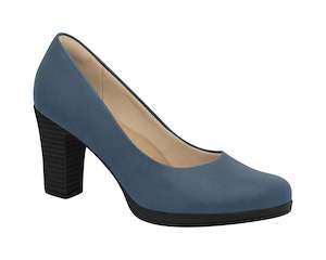 Shoe: Piccadilly Ref: 130185 Business Court Shoe Medium Heel in Eclipse Navy