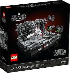 LEGO Star Wars 75329 Death Star Trench Run Diorama