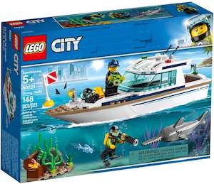 Toy: LEGO City 60221 Diving Yacht