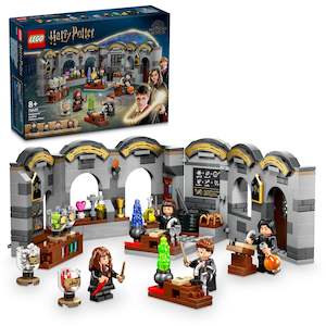 LEGO Harry Potter 76431 Hogwarts Castle: Potions Class