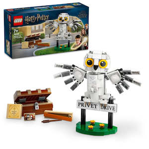 LEGO Harry Potter 76425 Hedwig at 4 Privet Drive