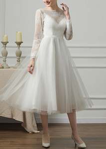 71869- Elegant, long sleeve midi wedding gown