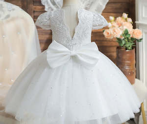 G20278. Short sleeve, beaded bodice, tulle flower girl, party dress. Age 5