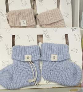 Benmore Baby Merino Wool Booties, pink or blue