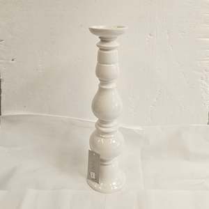 Vases, Jugs, Pedestals, Urns, Candle Holders, white